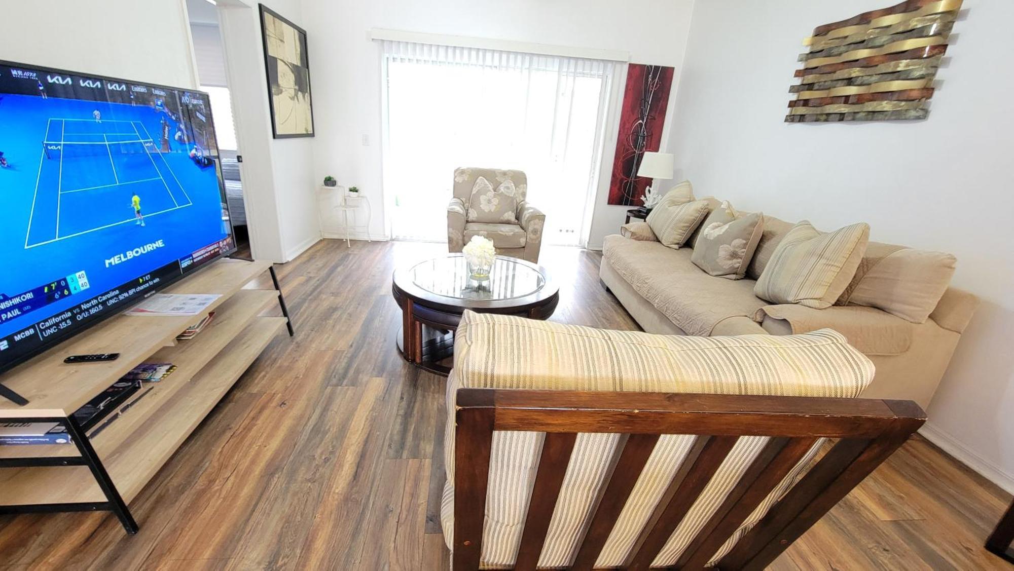 2 Master Suite Apartment Near North Florida Regional Med, Uf Health, & Mall غينزفيل، فلوريدا المظهر الخارجي الصورة